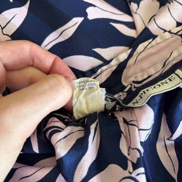 Vintage 90's Evan Picone  Navy Blue and Pink Floral skirt Set - Large - Picture 7 of 11